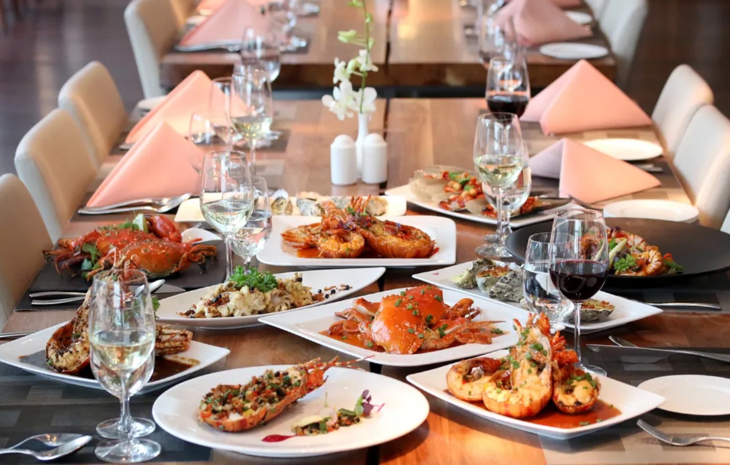 니코사이공 무제한 랍스터&와인