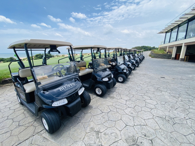 더 블러프 호짬 후기